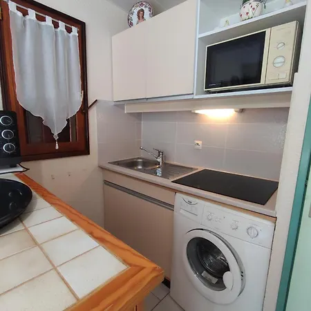 Apartment 3 Pieces Pour 4 Avec Piscine, Terrasse Et Parking Prive A 400m De La A - Fr-1-776-21 Argeles-sur-Mer